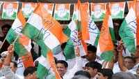 Congress fights to save Karnataka alliance 