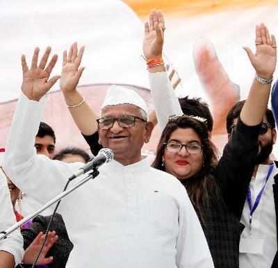 Lokpal Bill: Anna Hazare goes on indefinite hunger strike