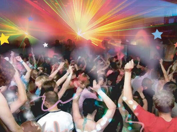 Bars and pubs in CBD might shut early this New Year’s Eve