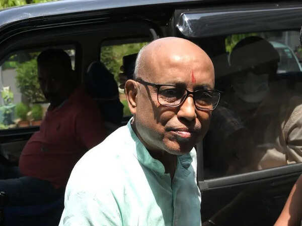 Civic scam: ED quizzes ex-min Rathin Ghosh for 8 hours