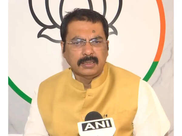 No trace of opposition will remain if BJP opens doors: Saraogi