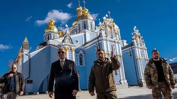 How Biden pulled off a secret journey to Ukraine