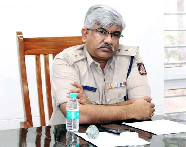 Koppal: Tension after youth attacked for being seen with minor
