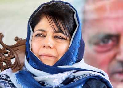 In the first cabinet meeting, Mehbooba assures women safety and additional pension