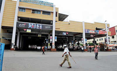 BBMP to develop shopping arcade in skywalk connecting Shivajinagar Metro Station, bus stand and Russell Market