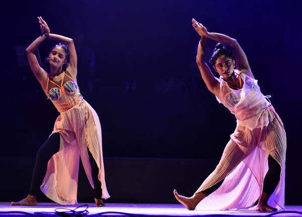 Sudarshan Chakravorty's latest production bridges the gap between tradition and modernity