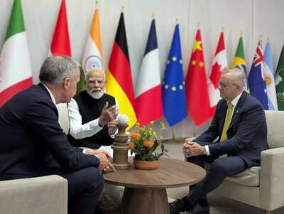 PM Modi South Africa Visit Live: PM Modi arrives at the venue for the G-20  Summit - The Times of India