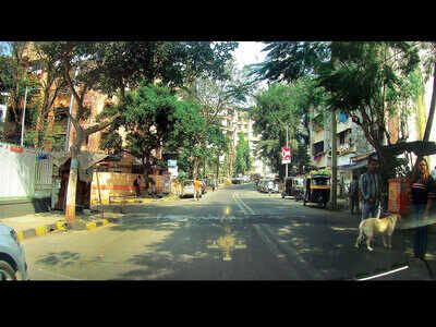 ‘Invisible’ speed breakers near school in Borivali