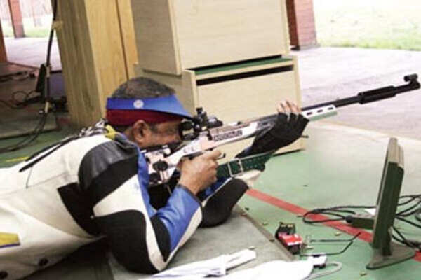 Nana Patekar shoots to thrill, win medals