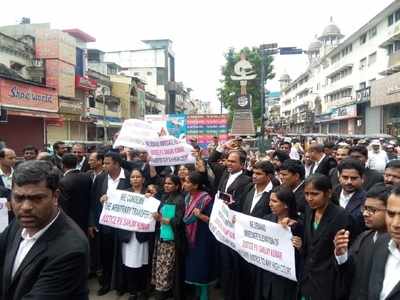 Hyderabad lawyers' protest against judge transfer enters third day
