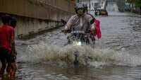Water-logging observed in Mumbai as heavy rains lash the city 