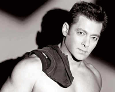 Salman to the rescue of an ex