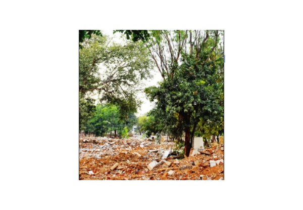 Golf Course: No alternative road by army sparks anger