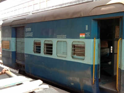 Woman found dead in Bhuj-Dadar Express