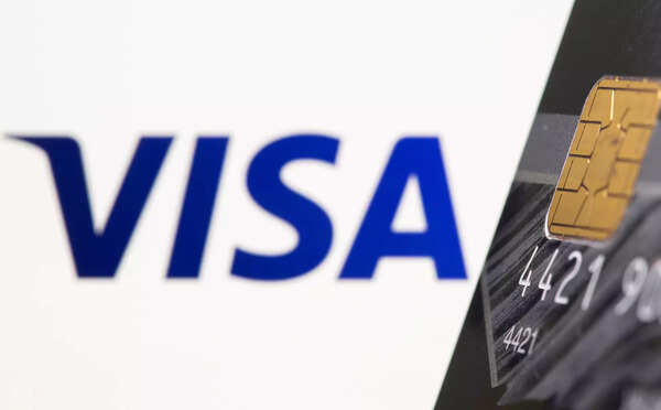 In charts: Despite rate hikes, home and vehicle loans surge; premium credit cards up 3-fold in 2022