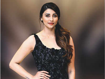 Daisy Shah to make her debut in Gujarati film