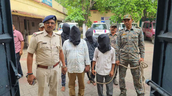 Bokaro police bust illegal mini gun manufacturing unit; four arrested while kingpin evades capture