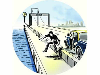 Mumbai: Youth tries to jump off Bandra Worli Sea Link, rescued by alert guard
