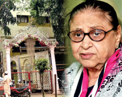 Kin grabbed Rs 70-cr home, says 84-yr-old