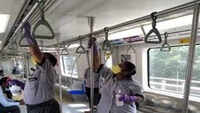 Mumbai: Metro services to resume from Monday,  shops open till 9 pm 