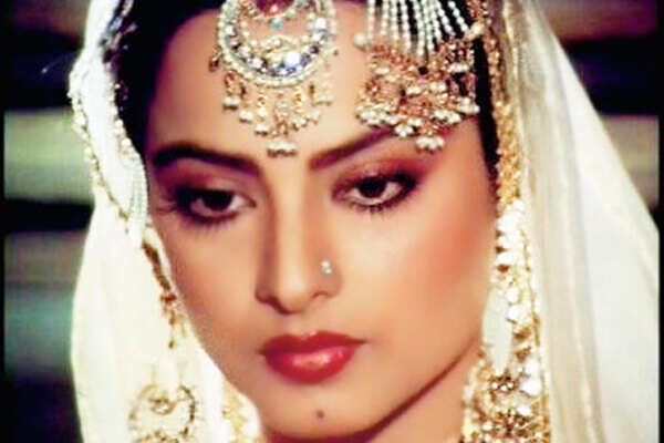 Bollywood Stars: Reel & Real Names