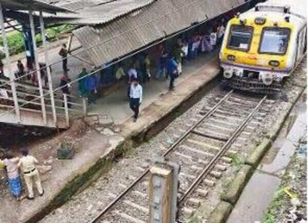 Man stuffs body in suitcase, walks 2.6 km to dispose it of