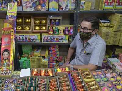 BMC bans bursting of firecrackers during Diwali, allows use of 'phooljhadi, anar' for 2 hours