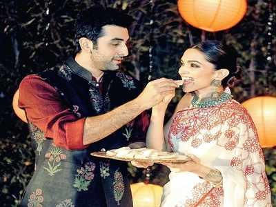 Deepika Padukone, Ranbir Kapoor are back together and the photos are going viral