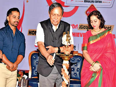 Honouring Achievers with the ‘VK Achievers of Bengaluru’ Award