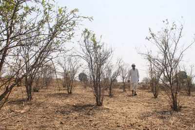 In parched Latur, 10,000 litre water for BJP minister's helipad