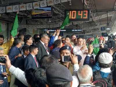 Railway Unions protest privatisation, Piyush Goyal skips Ahmedabad-Mumbai Tejas train's flag-off