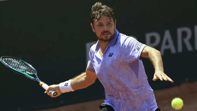 Wawrinka triumphs in four-hour 35-minute French Open marathon