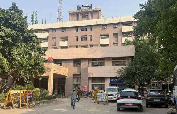 I-T dept conducts searches tehsil office, detects Rs 45k cr transaction discrepancies