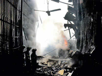 Major fire at scrap market in Mankhurd, none injured