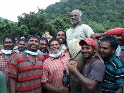 Fisherman Dharmadi Satyam gets hero's welcome for retrieving boat from Godavari