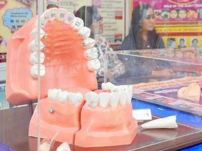 Maharashtra issues GR against illegal dental technicians