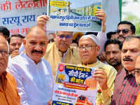 Outfits protest delayed passenger train arrivals at Tatanagar station