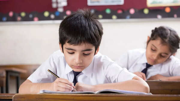 Direct and indirect speech explained: A practical guide for students to convert sentences accurately