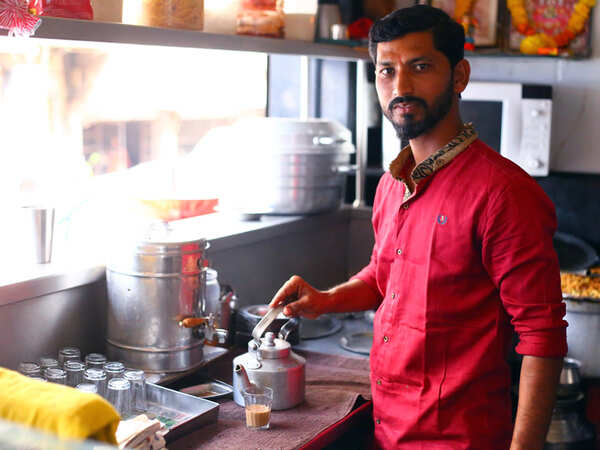 Tea-shop owner Badadhe is toast of champions Minerva