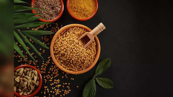 Fenugreek (Methi) seed powder - For thicker, stronger hair