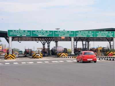 Air Force men in a fight at toll plaza