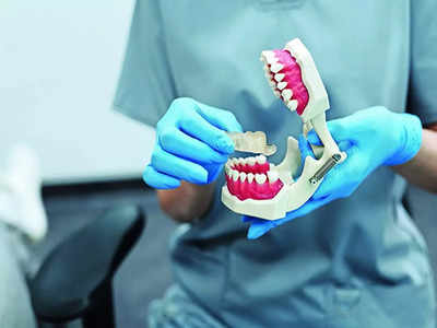 Mirrorlights: Gum disease linked to buildup of Alzheimer’s plaque formation: Study