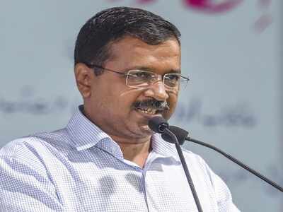 Arvind Kejriwal meets PM Narendra Modi, invites him to visit mohalla clinic in Delhi