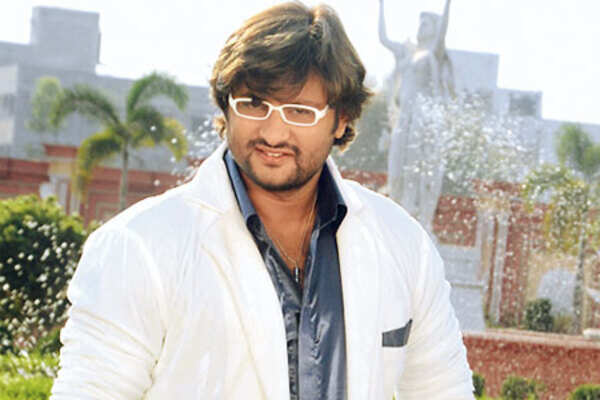 Ollywood celebs set to welcome the celebration of hues
