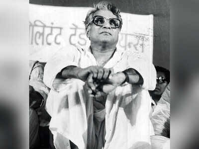 Biopic on George Fernandes in the works; Shoojit Sircar likely to direct