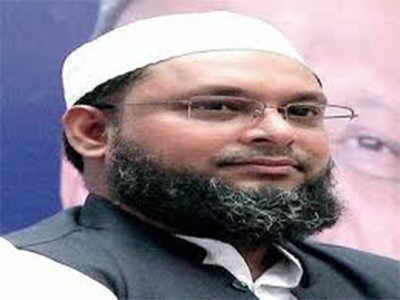 Mansoor Khan complains of chest pain; hospitalised