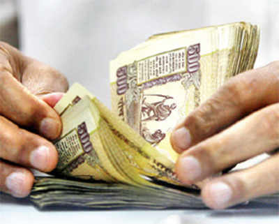 RBI orders 22 banks to pay Rs 49.5 crore
