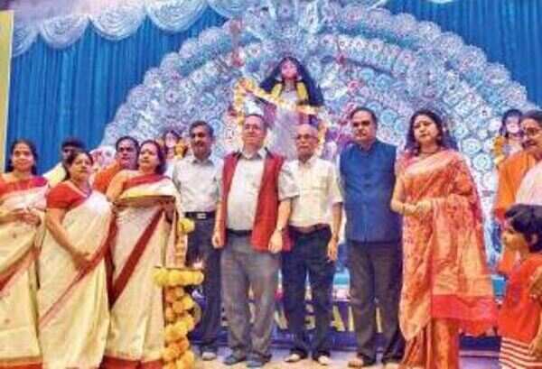 With dhaakis and bhog, Hyderabad decked up for Durga puja