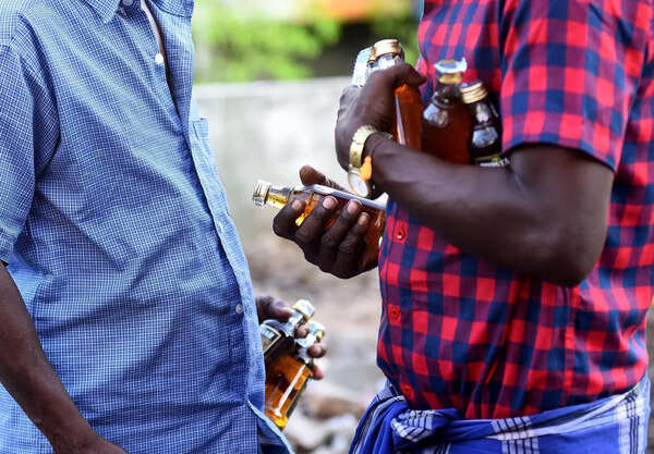 Shut liquor shops near stations, says railway over stoning episodes