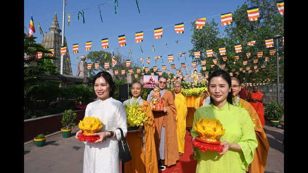Processions, prayers mark Buddha Jayanti in Bodh Gaya